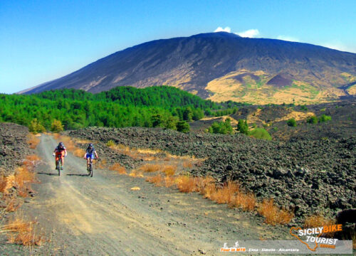 E-MTB Etna - © Etna Mountain Bike Tours by Sicily Bike Tourist Service 04